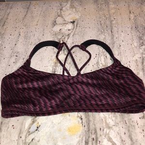 Lululemon free to be bra size 8